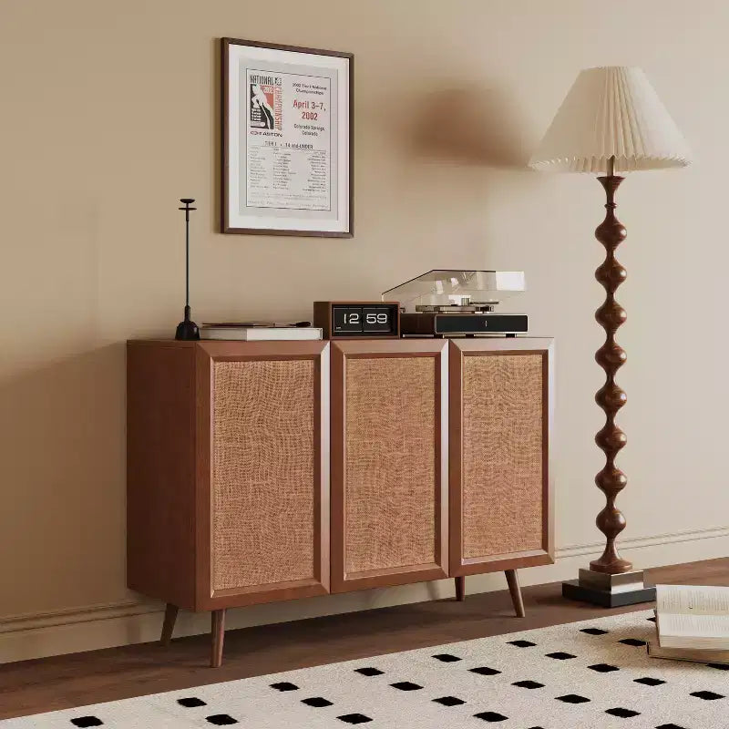 Meuble de rangement décoratif 47 po en rotin et bois massif avec portes et étagères