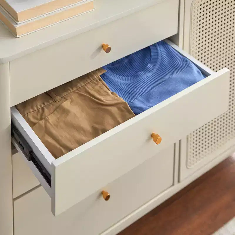 Commode 4 tiroirs et 1 porte aspect rotin coloris ivoire